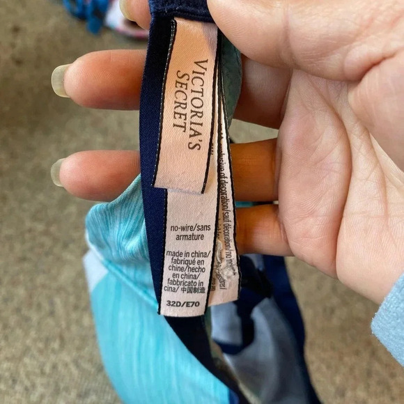 Victoria’s Secret Bra No Wire Sans Armature Teal Blue Women Size 32D/E70 - Picture 2 of 6
